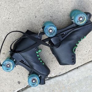 Roller Skates & 78a SureGrip Wheels + knee pads